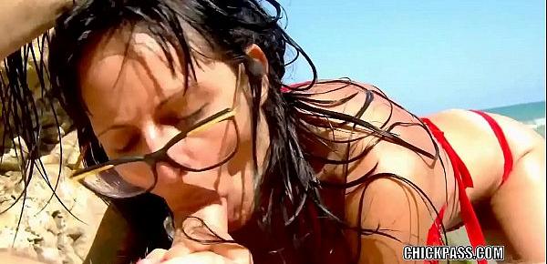  European MILF Raquel Abril is getting fucked in the sand
